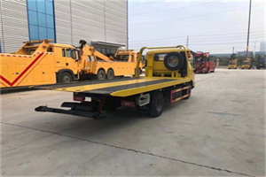 怀集非事故拖车