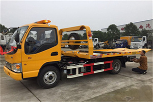 怀集哪里有拖车服务