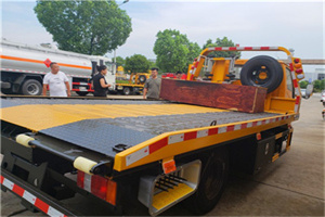 怀集附近拖车电话号码服务