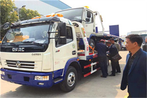 怀集汽车道路救援拖车价格